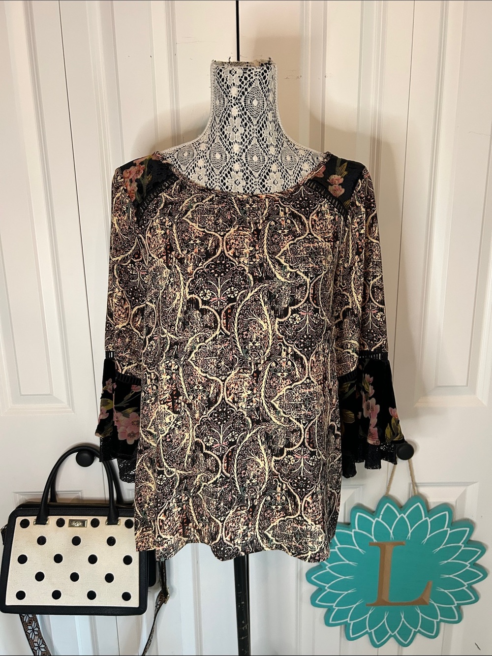 Anthropologie brand Olive Hill fabulous boho top size small
